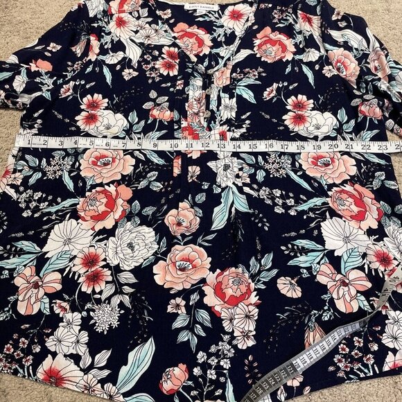 Emily Daniels Floral Blouse Tunic Petite XL Navy Pleated Button Front Colorful - Picture 10 of 14